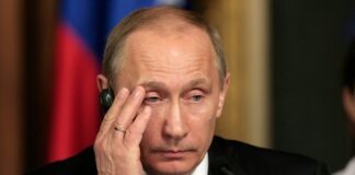 People Walk out of Putin’s Speech