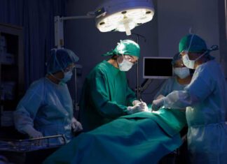 AR surgery was done for the first time ever in Chile?!